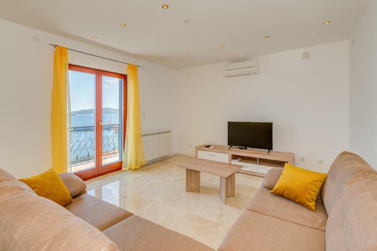 Villa Boris Trogir Exteriör bild